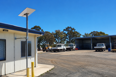 Amazon Leo yard connectivity planning for a rural depot with pole-mounted satellite receiver